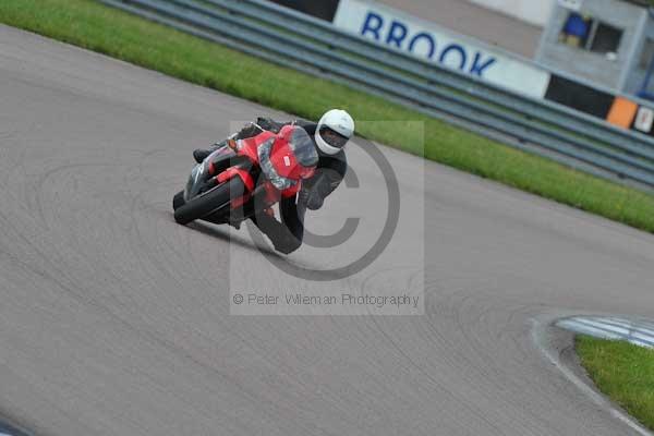 Motorcycle action photographs;Rockingham;Rockingham photographs;event digital images;eventdigitalimages;no limits trackday;peter wileman photography;rockingham corby northamptonshire;trackday;trackday digital images;trackday photos