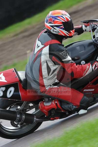 Motorcycle action photographs;Rockingham;Rockingham photographs;event digital images;eventdigitalimages;no limits trackday;peter wileman photography;rockingham corby northamptonshire;trackday;trackday digital images;trackday photos