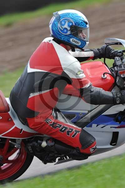 Motorcycle action photographs;Rockingham;Rockingham photographs;event digital images;eventdigitalimages;no limits trackday;peter wileman photography;rockingham corby northamptonshire;trackday;trackday digital images;trackday photos