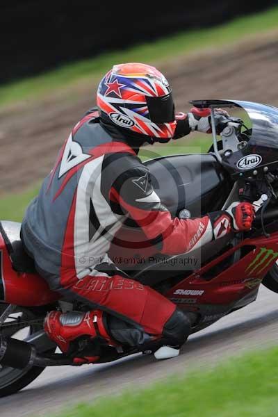 Motorcycle action photographs;Rockingham;Rockingham photographs;event digital images;eventdigitalimages;no limits trackday;peter wileman photography;rockingham corby northamptonshire;trackday;trackday digital images;trackday photos