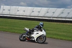 Motorcycle-action-photographs;Rockingham;Rockingham-photographs;event-digital-images;eventdigitalimages;no-limits-trackday;peter-wileman-photography;rockingham-corby-northamptonshire;trackday;trackday-digital-images;trackday-photos