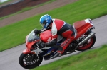 Motorcycle-action-photographs;Rockingham;Rockingham-photographs;event-digital-images;eventdigitalimages;no-limits-trackday;peter-wileman-photography;rockingham-corby-northamptonshire;trackday;trackday-digital-images;trackday-photos