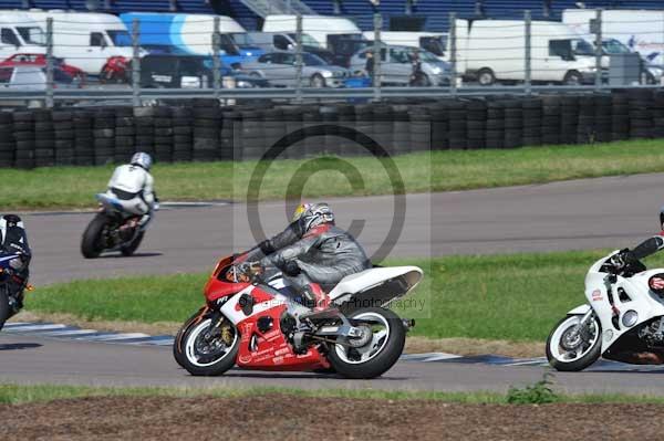 Motorcycle action photographs;Rockingham;Rockingham photographs;event digital images;eventdigitalimages;no limits trackday;peter wileman photography;rockingham corby northamptonshire;trackday;trackday digital images;trackday photos