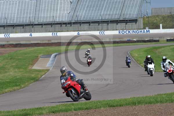 Motorcycle action photographs;Rockingham;Rockingham photographs;event digital images;eventdigitalimages;no limits trackday;peter wileman photography;rockingham corby northamptonshire;trackday;trackday digital images;trackday photos