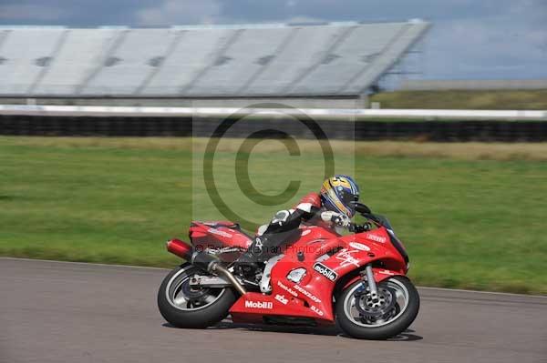 Motorcycle action photographs;Rockingham;Rockingham photographs;event digital images;eventdigitalimages;no limits trackday;peter wileman photography;rockingham corby northamptonshire;trackday;trackday digital images;trackday photos