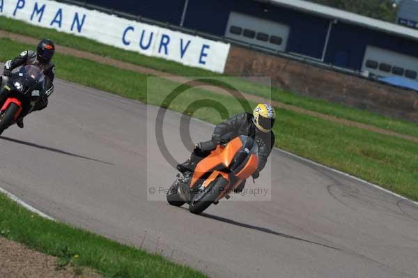 Motorcycle action photographs;Rockingham;Rockingham photographs;event digital images;eventdigitalimages;no limits trackday;peter wileman photography;rockingham corby northamptonshire;trackday;trackday digital images;trackday photos