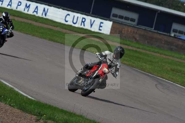 Motorcycle action photographs;Rockingham;Rockingham photographs;event digital images;eventdigitalimages;no limits trackday;peter wileman photography;rockingham corby northamptonshire;trackday;trackday digital images;trackday photos