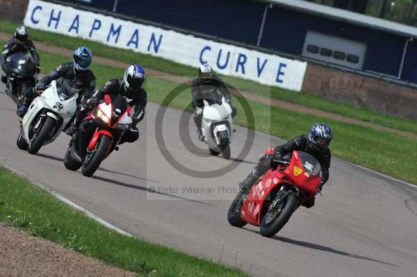 Motorcycle action photographs;Rockingham;Rockingham photographs;event digital images;eventdigitalimages;no limits trackday;peter wileman photography;rockingham corby northamptonshire;trackday;trackday digital images;trackday photos