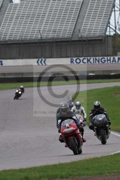 Motorcycle action photographs;Rockingham;Rockingham photographs;event digital images;eventdigitalimages;no limits trackday;peter wileman photography;rockingham corby northamptonshire;trackday;trackday digital images;trackday photos