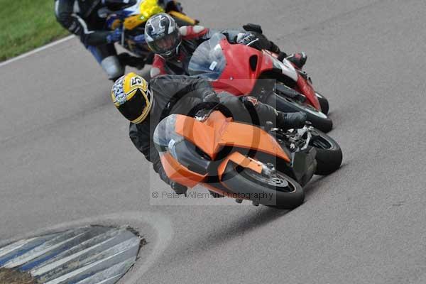 Motorcycle action photographs;Rockingham;Rockingham photographs;event digital images;eventdigitalimages;no limits trackday;peter wileman photography;rockingham corby northamptonshire;trackday;trackday digital images;trackday photos