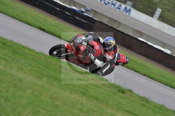 Motorcycle action photographs;Rockingham;Rockingham photographs;event digital images;eventdigitalimages;no limits trackday;peter wileman photography;rockingham corby northamptonshire;trackday;trackday digital images;trackday photos