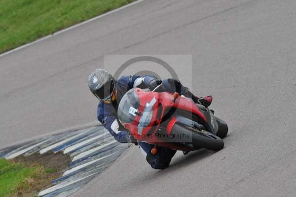 Motorcycle action photographs;Rockingham;Rockingham photographs;event digital images;eventdigitalimages;no limits trackday;peter wileman photography;rockingham corby northamptonshire;trackday;trackday digital images;trackday photos