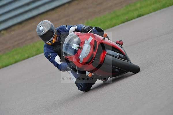 Motorcycle action photographs;Rockingham;Rockingham photographs;event digital images;eventdigitalimages;no limits trackday;peter wileman photography;rockingham corby northamptonshire;trackday;trackday digital images;trackday photos