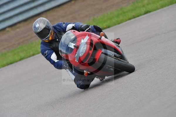 Motorcycle action photographs;Rockingham;Rockingham photographs;event digital images;eventdigitalimages;no limits trackday;peter wileman photography;rockingham corby northamptonshire;trackday;trackday digital images;trackday photos