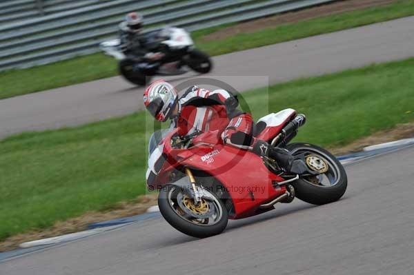 Motorcycle action photographs;Rockingham;Rockingham photographs;event digital images;eventdigitalimages;no limits trackday;peter wileman photography;rockingham corby northamptonshire;trackday;trackday digital images;trackday photos