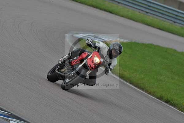 Motorcycle action photographs;Rockingham;Rockingham photographs;event digital images;eventdigitalimages;no limits trackday;peter wileman photography;rockingham corby northamptonshire;trackday;trackday digital images;trackday photos