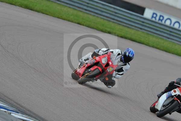 Motorcycle action photographs;Rockingham;Rockingham photographs;event digital images;eventdigitalimages;no limits trackday;peter wileman photography;rockingham corby northamptonshire;trackday;trackday digital images;trackday photos