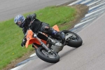 Motorcycle-action-photographs;Rockingham;Rockingham-photographs;event-digital-images;eventdigitalimages;no-limits-trackday;peter-wileman-photography;rockingham-corby-northamptonshire;trackday;trackday-digital-images;trackday-photos