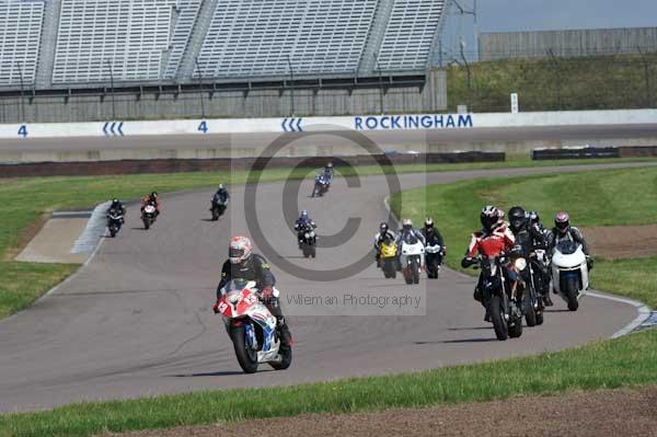 Motorcycle action photographs;Rockingham;Rockingham photographs;event digital images;eventdigitalimages;no limits trackday;peter wileman photography;rockingham corby northamptonshire;trackday;trackday digital images;trackday photos