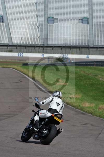 Motorcycle action photographs;Rockingham;Rockingham photographs;event digital images;eventdigitalimages;no limits trackday;peter wileman photography;rockingham corby northamptonshire;trackday;trackday digital images;trackday photos