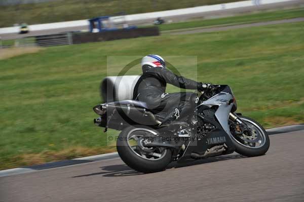 Motorcycle action photographs;Rockingham;Rockingham photographs;event digital images;eventdigitalimages;no limits trackday;peter wileman photography;rockingham corby northamptonshire;trackday;trackday digital images;trackday photos