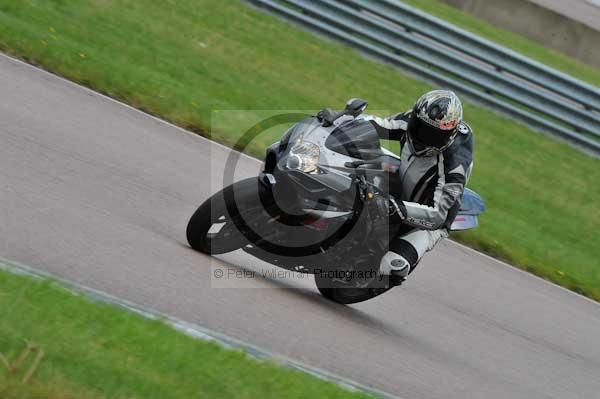 Motorcycle action photographs;Rockingham;Rockingham photographs;event digital images;eventdigitalimages;no limits trackday;peter wileman photography;rockingham corby northamptonshire;trackday;trackday digital images;trackday photos