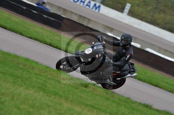 Motorcycle action photographs;Rockingham;Rockingham photographs;event digital images;eventdigitalimages;no limits trackday;peter wileman photography;rockingham corby northamptonshire;trackday;trackday digital images;trackday photos