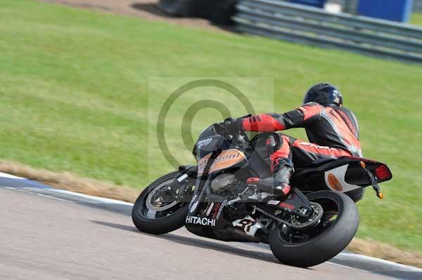 Motorcycle action photographs;Rockingham;Rockingham photographs;event digital images;eventdigitalimages;no limits trackday;peter wileman photography;rockingham corby northamptonshire;trackday;trackday digital images;trackday photos