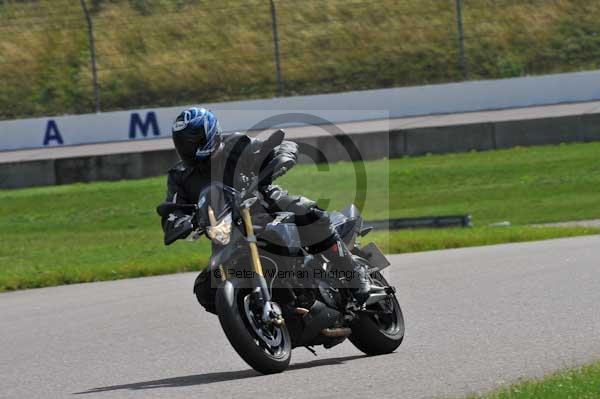 Motorcycle action photographs;Rockingham;Rockingham photographs;event digital images;eventdigitalimages;no limits trackday;peter wileman photography;rockingham corby northamptonshire;trackday;trackday digital images;trackday photos