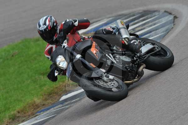 Motorcycle action photographs;Rockingham;Rockingham photographs;event digital images;eventdigitalimages;no limits trackday;peter wileman photography;rockingham corby northamptonshire;trackday;trackday digital images;trackday photos