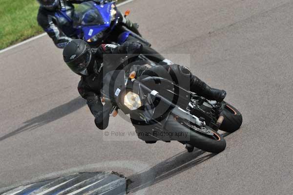 Motorcycle action photographs;Rockingham;Rockingham photographs;event digital images;eventdigitalimages;no limits trackday;peter wileman photography;rockingham corby northamptonshire;trackday;trackday digital images;trackday photos