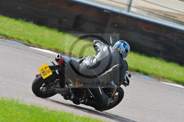 Motorcycle action photographs;Rockingham;Rockingham photographs;event digital images;eventdigitalimages;no limits trackday;peter wileman photography;rockingham corby northamptonshire;trackday;trackday digital images;trackday photos