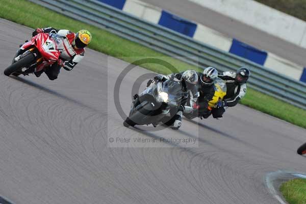 Motorcycle action photographs;Rockingham;Rockingham photographs;event digital images;eventdigitalimages;no limits trackday;peter wileman photography;rockingham corby northamptonshire;trackday;trackday digital images;trackday photos