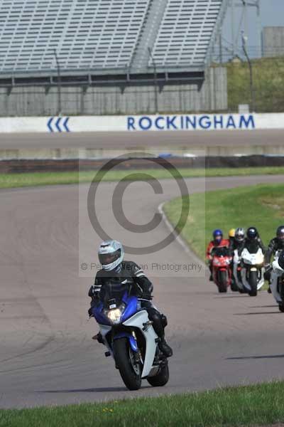 Motorcycle action photographs;Rockingham;Rockingham photographs;event digital images;eventdigitalimages;no limits trackday;peter wileman photography;rockingham corby northamptonshire;trackday;trackday digital images;trackday photos