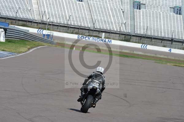 Motorcycle action photographs;Rockingham;Rockingham photographs;event digital images;eventdigitalimages;no limits trackday;peter wileman photography;rockingham corby northamptonshire;trackday;trackday digital images;trackday photos