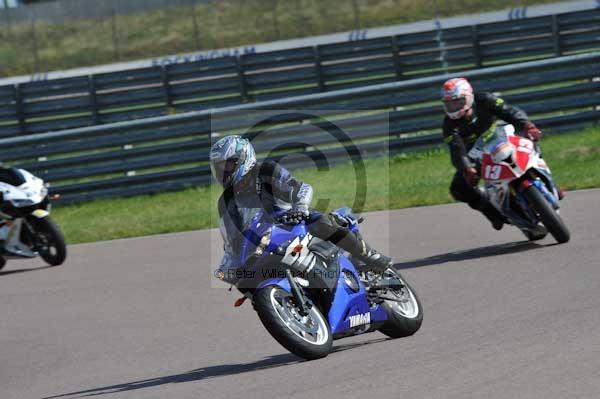 Motorcycle action photographs;Rockingham;Rockingham photographs;event digital images;eventdigitalimages;no limits trackday;peter wileman photography;rockingham corby northamptonshire;trackday;trackday digital images;trackday photos