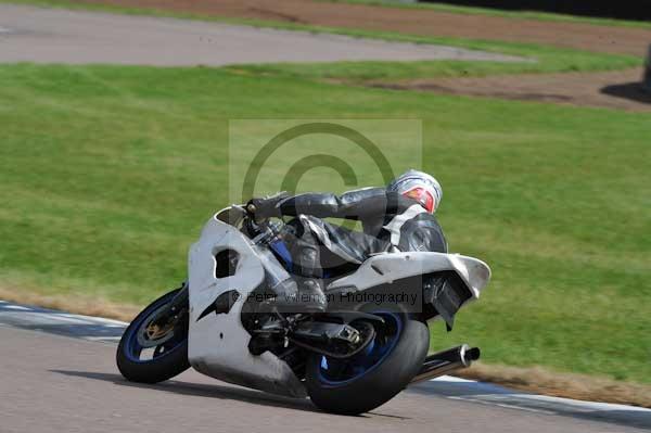 Motorcycle action photographs;Rockingham;Rockingham photographs;event digital images;eventdigitalimages;no limits trackday;peter wileman photography;rockingham corby northamptonshire;trackday;trackday digital images;trackday photos