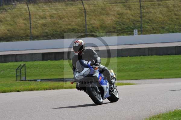 Motorcycle action photographs;Rockingham;Rockingham photographs;event digital images;eventdigitalimages;no limits trackday;peter wileman photography;rockingham corby northamptonshire;trackday;trackday digital images;trackday photos