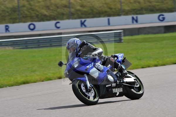 Motorcycle action photographs;Rockingham;Rockingham photographs;event digital images;eventdigitalimages;no limits trackday;peter wileman photography;rockingham corby northamptonshire;trackday;trackday digital images;trackday photos