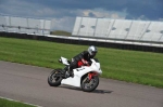 Motorcycle-action-photographs;Rockingham;Rockingham-photographs;event-digital-images;eventdigitalimages;no-limits-trackday;peter-wileman-photography;rockingham-corby-northamptonshire;trackday;trackday-digital-images;trackday-photos