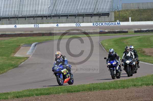 Motorcycle action photographs;Rockingham;Rockingham photographs;event digital images;eventdigitalimages;no limits trackday;peter wileman photography;rockingham corby northamptonshire;trackday;trackday digital images;trackday photos