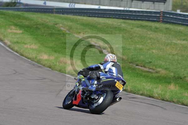 Motorcycle action photographs;Rockingham;Rockingham photographs;event digital images;eventdigitalimages;no limits trackday;peter wileman photography;rockingham corby northamptonshire;trackday;trackday digital images;trackday photos