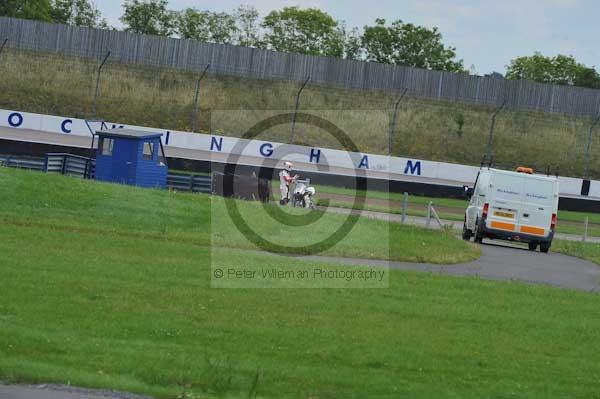 Motorcycle action photographs;Rockingham;Rockingham photographs;event digital images;eventdigitalimages;no limits trackday;peter wileman photography;rockingham corby northamptonshire;trackday;trackday digital images;trackday photos