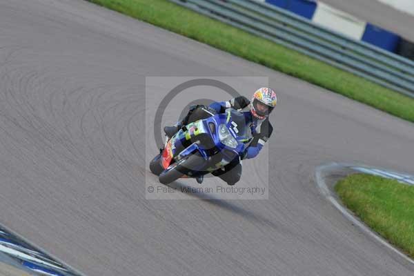 Motorcycle action photographs;Rockingham;Rockingham photographs;event digital images;eventdigitalimages;no limits trackday;peter wileman photography;rockingham corby northamptonshire;trackday;trackday digital images;trackday photos