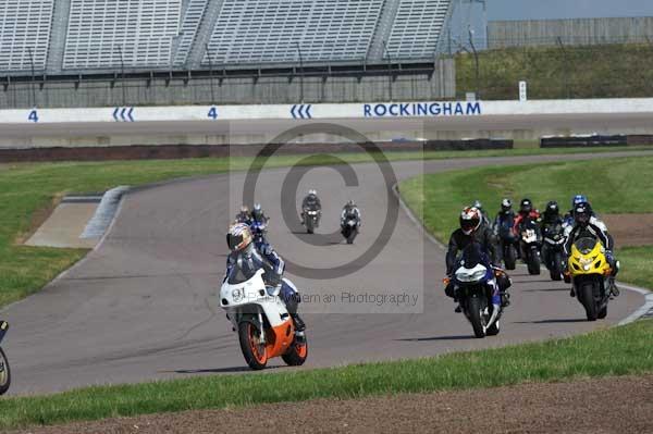 Motorcycle action photographs;Rockingham;Rockingham photographs;event digital images;eventdigitalimages;no limits trackday;peter wileman photography;rockingham corby northamptonshire;trackday;trackday digital images;trackday photos