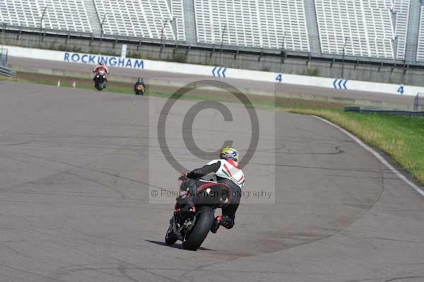 Motorcycle action photographs;Rockingham;Rockingham photographs;event digital images;eventdigitalimages;no limits trackday;peter wileman photography;rockingham corby northamptonshire;trackday;trackday digital images;trackday photos