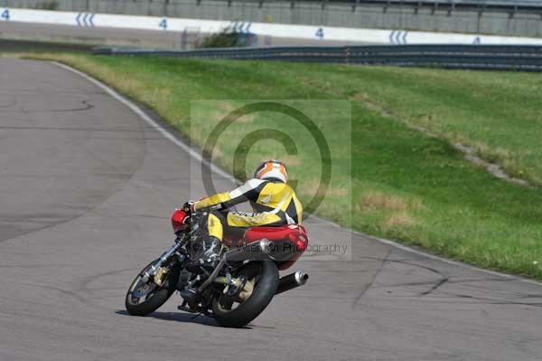 Motorcycle action photographs;Rockingham;Rockingham photographs;event digital images;eventdigitalimages;no limits trackday;peter wileman photography;rockingham corby northamptonshire;trackday;trackday digital images;trackday photos