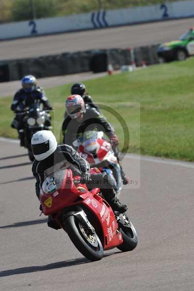 Motorcycle action photographs;Rockingham;Rockingham photographs;event digital images;eventdigitalimages;no limits trackday;peter wileman photography;rockingham corby northamptonshire;trackday;trackday digital images;trackday photos