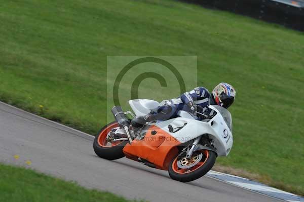 Motorcycle action photographs;Rockingham;Rockingham photographs;event digital images;eventdigitalimages;no limits trackday;peter wileman photography;rockingham corby northamptonshire;trackday;trackday digital images;trackday photos