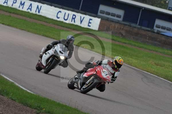 Motorcycle action photographs;Rockingham;Rockingham photographs;event digital images;eventdigitalimages;no limits trackday;peter wileman photography;rockingham corby northamptonshire;trackday;trackday digital images;trackday photos